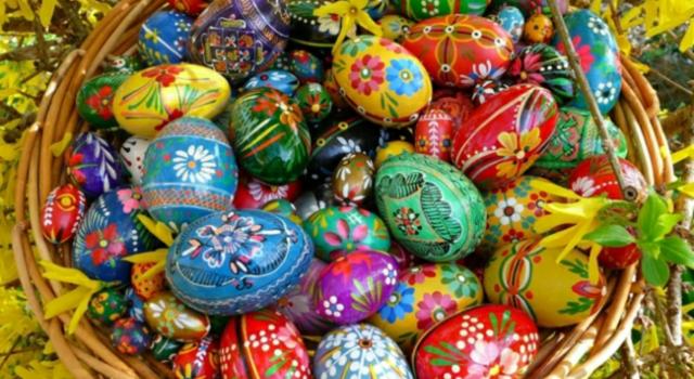 Панер с Великденски Яйца